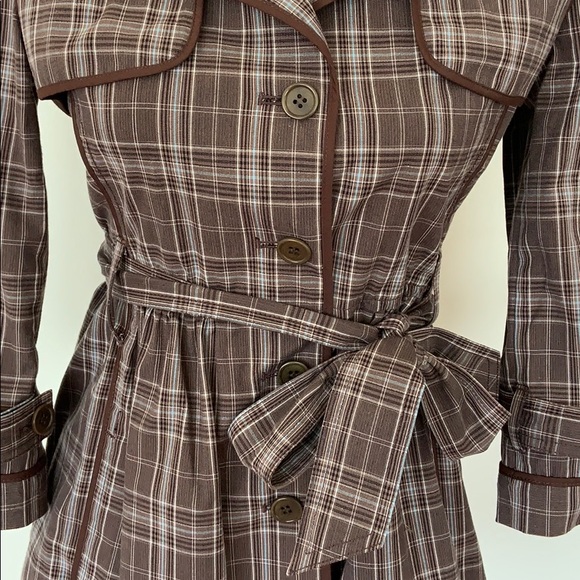NWOT BCBG MAX AZRIA Brown Plaid Coat with Belt - Picture 3 of 10